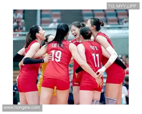 女排世界杯中国队奋勇争先力克对手展现巅峰实力的精彩瞬间